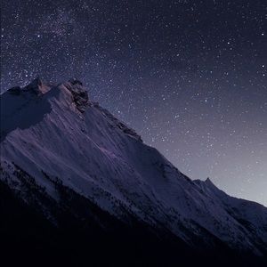 Meet your Posher, Amiela